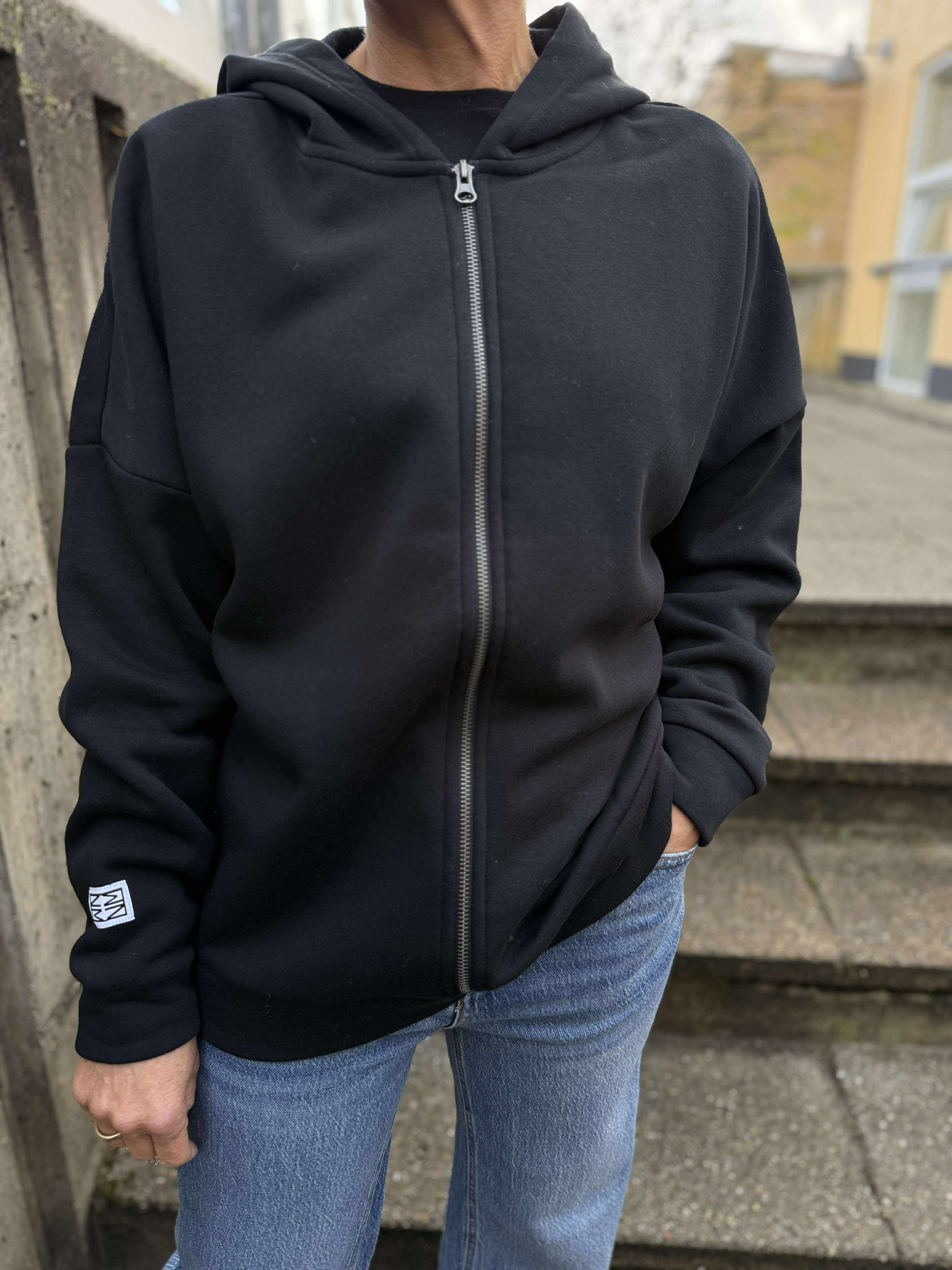 NMARYA Sweat Cardigan - Black